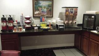 Best Western Plaza Hotel Saugatuck - Saugatuck - 1