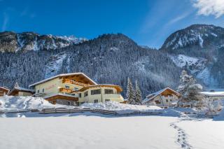 Pension Rosenhügel - Neustift im Stubaital - 0