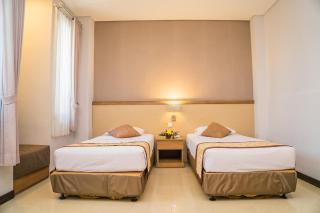 Hotel Puri Ayu - Denpasar - 8