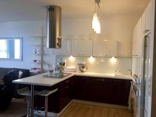 Cozy, beautiful view, parking, 1 stop by train to old town - Bratislava - 9