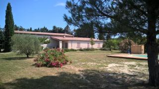 LES CYPRES - Maillane - 2