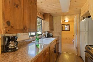 Little Fox by KABINO Fire Pit Large Yard Loft with Low Ceiling Grill WiFi - Island Park - 6
