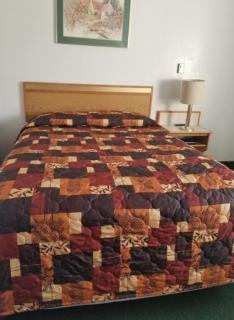 Oregon Trail Motel and Restaurant - 5