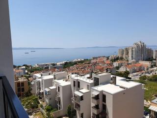 Apartment Split 17711a - 3