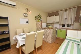 Apartment Skoric - Primošten - 9