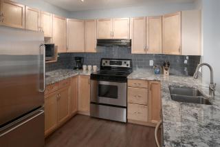 Panorama Mountain Resort - Horsethief Lodge with Fairmont Creek - 2