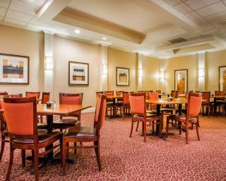 Budgetel Inn & Suites Atlanta - Atlanta - 4