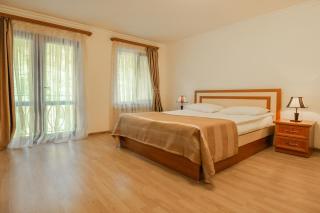 Ariana Family Hotel - Dilijan - 1