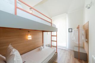 Petit Luxe Tobella Dreta - Terrassa - 4