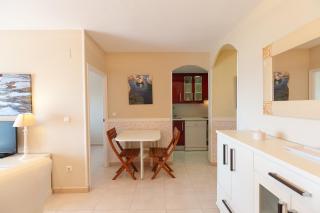 UHC RODAS APARTMENTS - 9