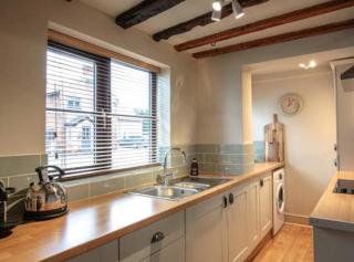 The Stable, Yew Tree Farm Holidays, Tattenhall, Chester - 2