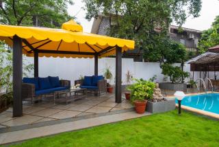EL Lodge by StayVista - Pool, lawn, and a charming gazebo for your perfect getaway - Lonavala - 8
