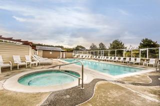 Top Floor - All The Views - 2 Bed 2 Bath Apartment in Westport - Westport - 5