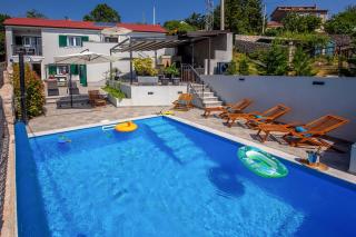 Villa LETA in a green oasis with fitness, souna, heated pool & barbecue, Kvarner - Hreljin - 7