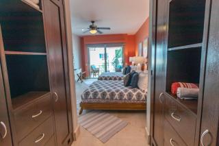 Modern 2 BR Condo Colorful and Creative - At Via 38 Condos A13 - Playa del Carmen - 3
