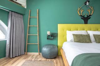 Vintage Duplex Apartment by the Beach / Flea Market District - Tel Aviv - 9