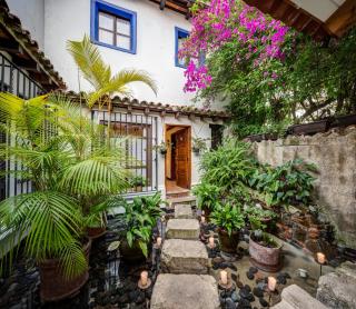 Casa Encantada by Porta Hotels - Antigua Guatemala - 4