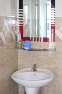 Khách Sạn Bảy Tâm Khách Sạn Gần Dinh Thầy Thím Biển LaGi - La Gi - 2