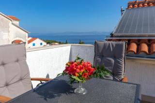 Holiday Home Lukrecia, for 9, private pool, free parking, 450 m from the beach - Supetar - 9