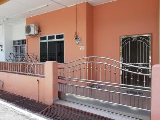 Pangkor Homestay - 8