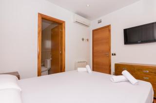HomeHolidaysRentals Electra - Santa Susanna - 9