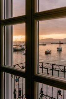 One Manto Square - 1