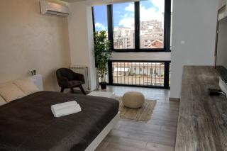 Luxury Boutique City Center Apartments - 9