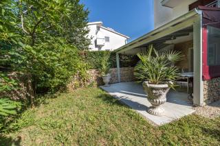 Apartment Pavic Garden - 0