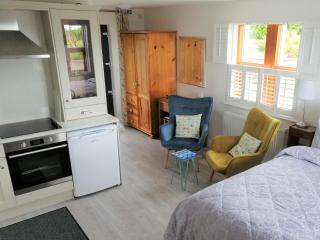 BallyCairn Self Catering Studio - 1