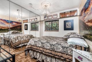 Diana's Luxury Bed and Breakfast - 1