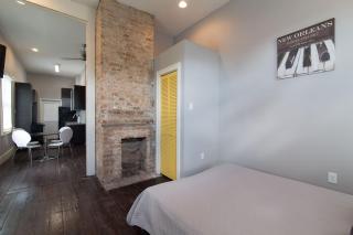 Modern Condo 2 Blocks From Quarters - New Orleans - 3
