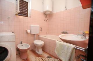 Apartments with parking space Vinisce, Trogir - 4276 - Vinišće - 6