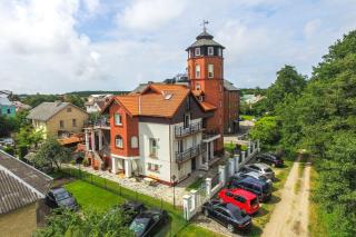 Red Tower Apartments - 0