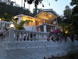 WhiteHouse Homestay by Oxystays Hospitality - Alibaug - 4