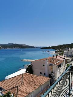 Apartmani "Ivan" - Marina - 6