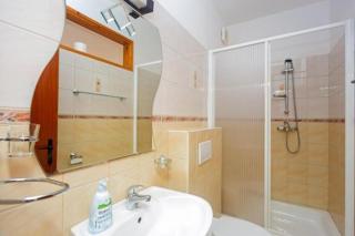 Apartments Balić - Ivan Dolac - 6