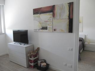 Station Home - 4