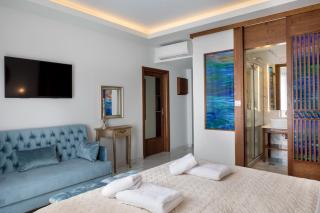 Vener Luxury Suites - 7