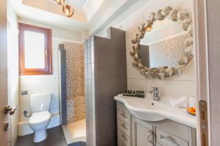 Villa D'Oro - Luxury Villas & Suites - 6