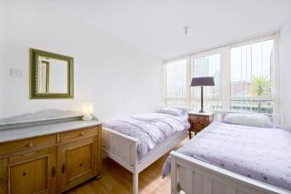 Central London 2 Bed Apartment - London - 1