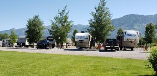 Wolf Den Log Cabin Motel and RV Park - Thayne - 7