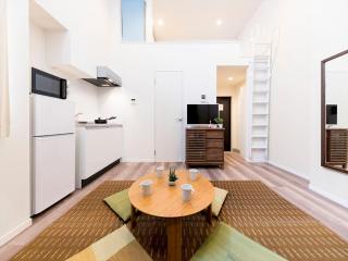 TRIP POD TOJIN-MACHI A - 1