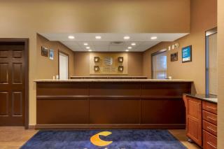 Comfort Inn & Suites Fayetteville-University Area - 8