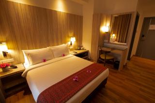 AZ Hotel & Serviced Apartments - 2