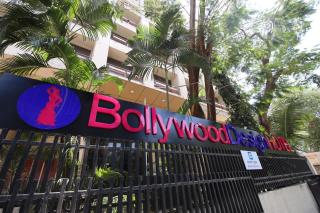 Landmark Suites Bollywood design Hotel - Mumbai - 0