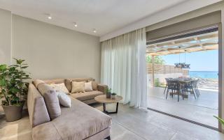 Sabbia D`oro Beach Villa - Meson Yerakarion - 4