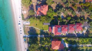 Villa Argo 3 - Beachfront, Big gardens, Location! - Pefkochori - 9