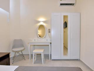 Eleon Studios by Booking Kottas - Olynthos - 4