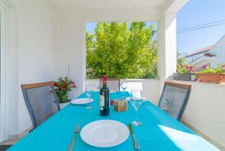 Apartments Coronata - Biograd na Moru - 1