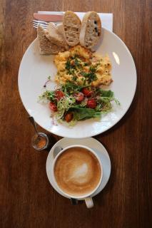 Chill & Explore by Cooee Apartments - Warsaw - 9